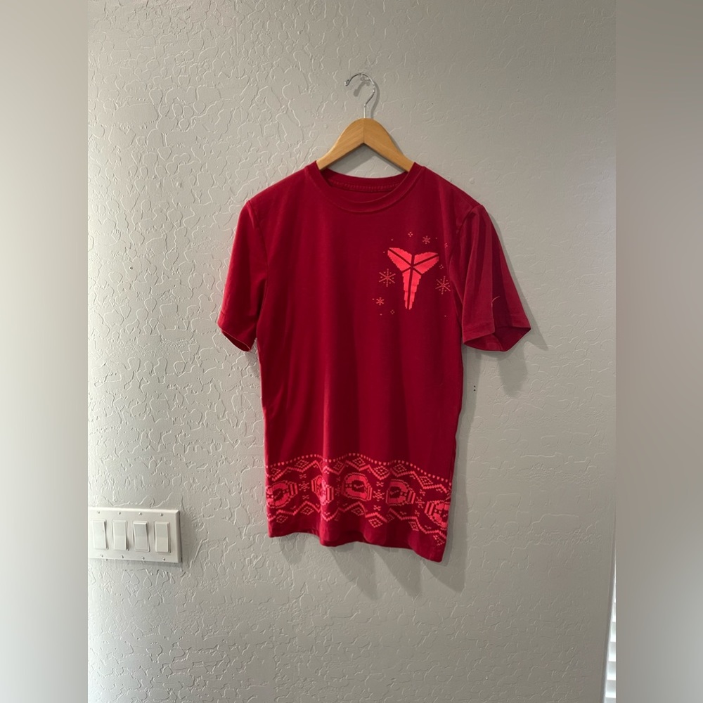 Nike Kobe Elite 9 Christmas Sweater‎ Shirt Size Small